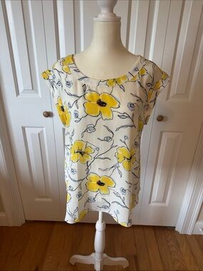 Ann Taylor White Floral Cap-Sleeve Blouse with Yellow Blooms